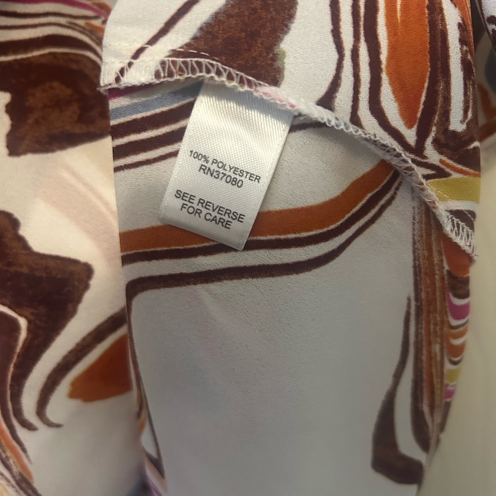 Eat. 1946 Multicolor Swirl Button-Front Blouse in White ivory size large - Picture 4 of 5